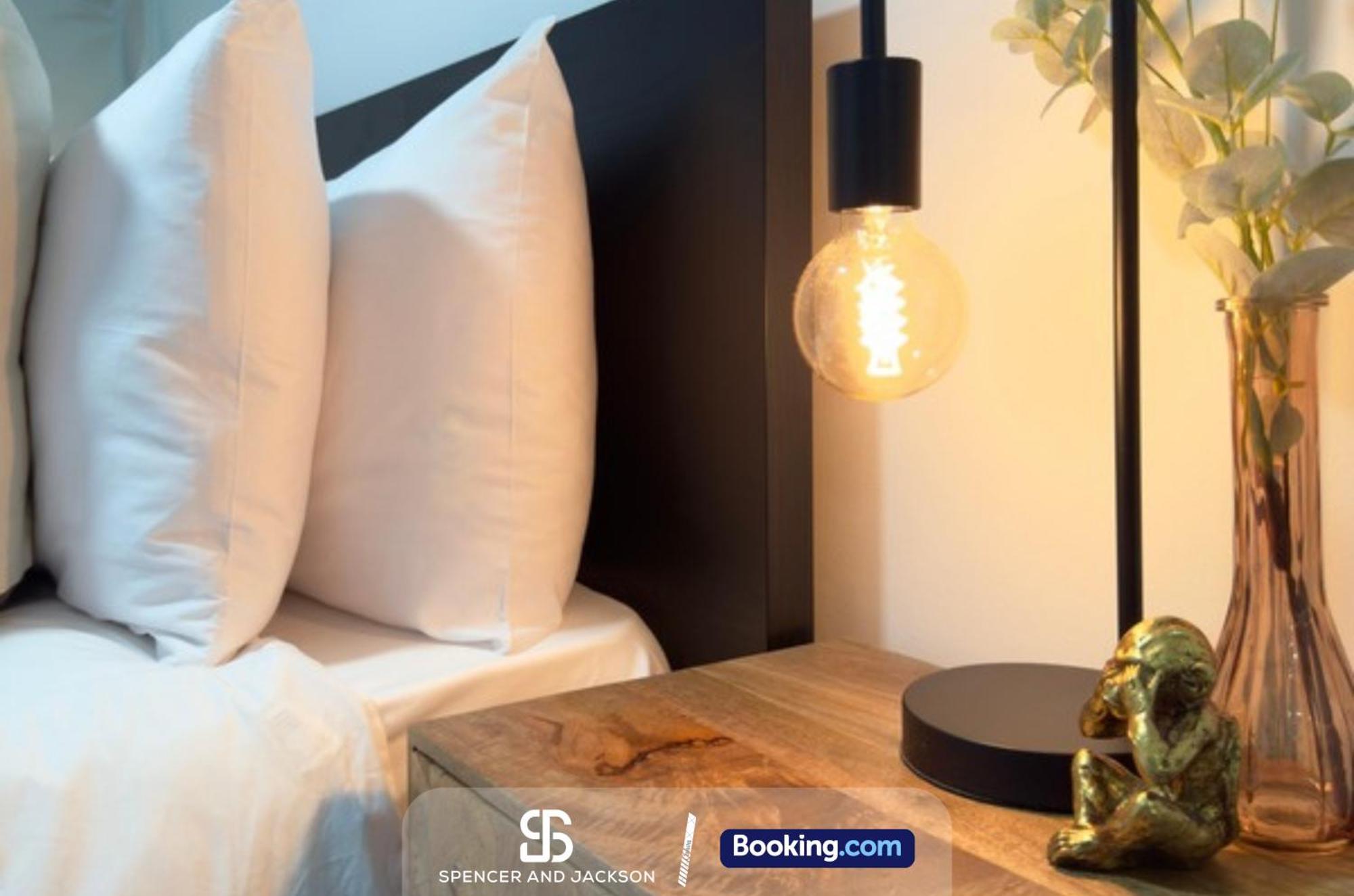 1 Bedroom City Centre Apartment Near The University And Bodleian Library By Spencer And Jackson Short Lets & Serviced Accommodation أكسفورد المظهر الخارجي الصورة