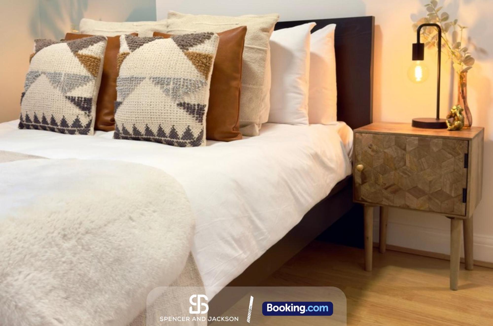 1 Bedroom City Centre Apartment Near The University And Bodleian Library By Spencer And Jackson Short Lets & Serviced Accommodation أكسفورد المظهر الخارجي الصورة