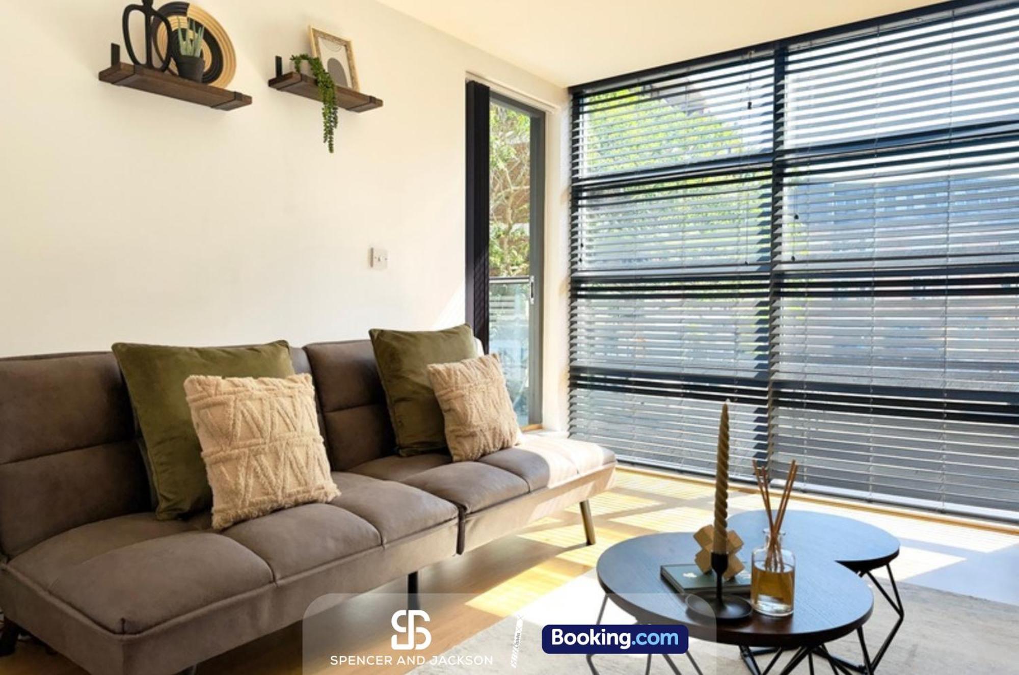 1 Bedroom City Centre Apartment Near The University And Bodleian Library By Spencer And Jackson Short Lets & Serviced Accommodation أكسفورد المظهر الخارجي الصورة