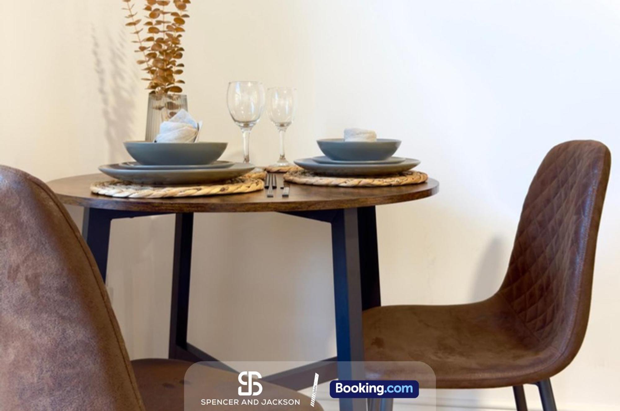 1 Bedroom City Centre Apartment Near The University And Bodleian Library By Spencer And Jackson Short Lets & Serviced Accommodation أكسفورد المظهر الخارجي الصورة